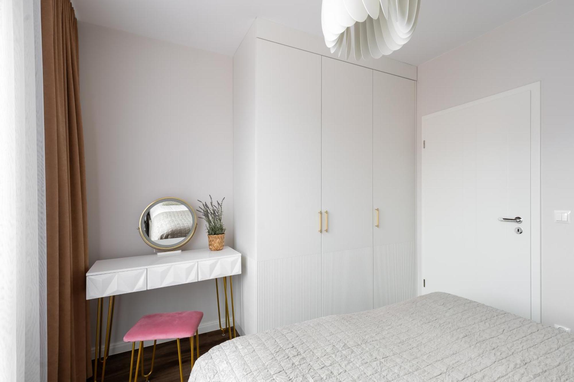 Scala 60d Center With Parking By Lion Apartament