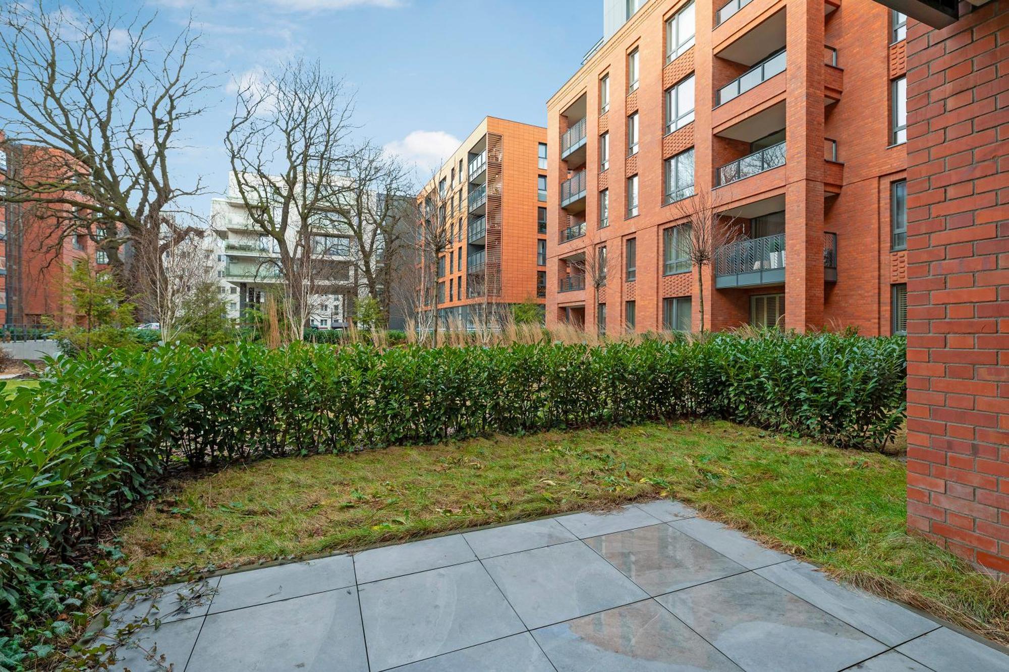 Scala 60d Center With Parking By Lion Apartament *